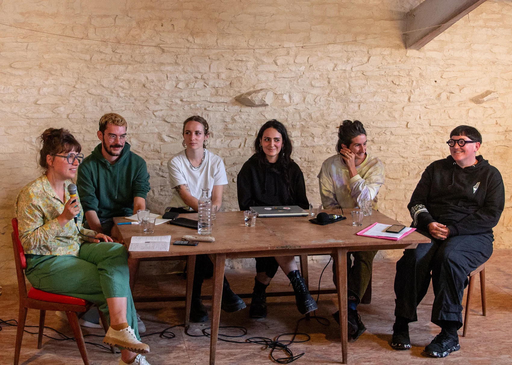 Table Ronde Pied-à-terre